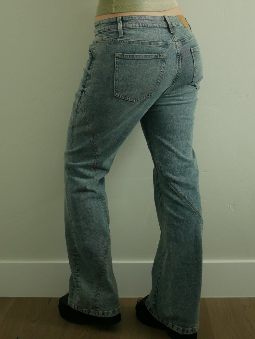 Cotton On Stretch Bootcut Midrise Jeans, size 32 - Picture 2 of 5